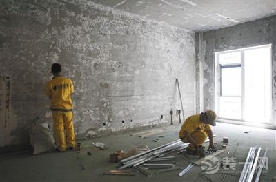走访北京元洲装饰公司施工现场 标志清晰细节完善